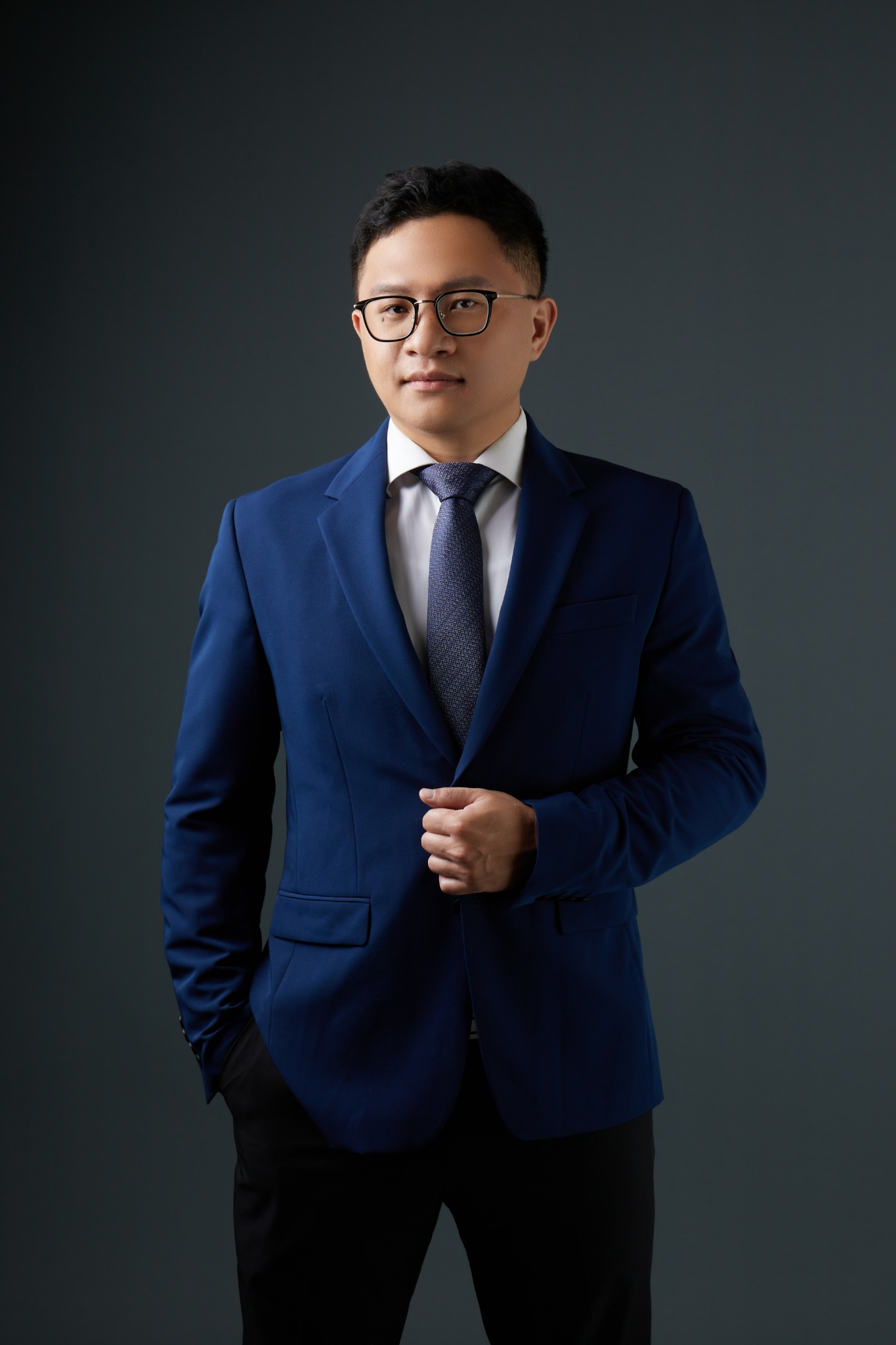 宋立文律師形象照片